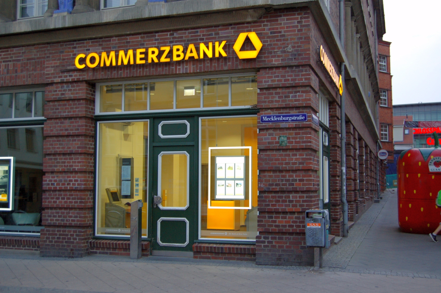 Commerzbank-Schwerin-2015-150815-DSC_0873.jpg